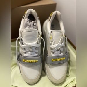 Burberry Sneakers Size 43 (US 10.5) Amazing Condition | WORN ONCE 🔥